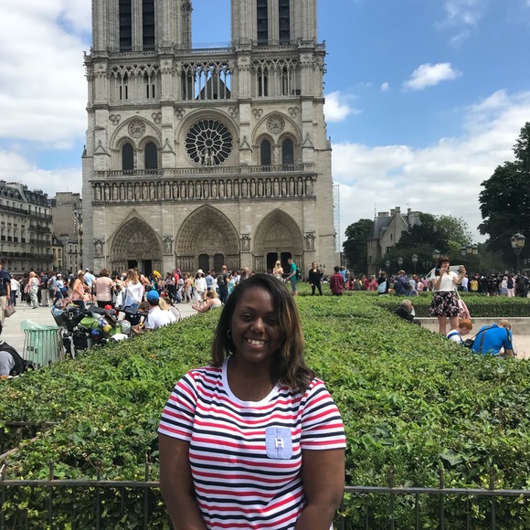 Meet your Posher, Leiah - Picture 2 of 8